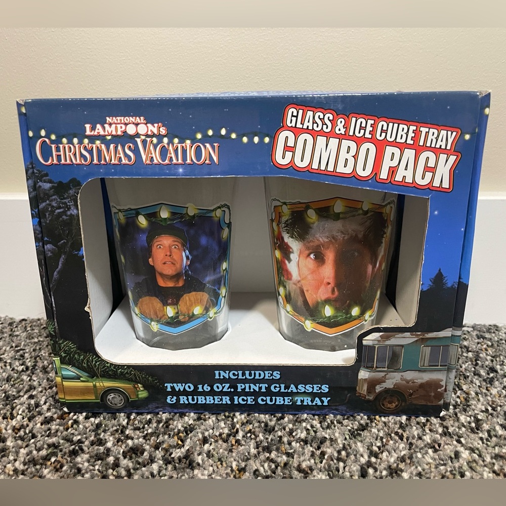 National Lampoons Christmas Vacation Pint Glasses and Silicone Ice Cube Tray NIB